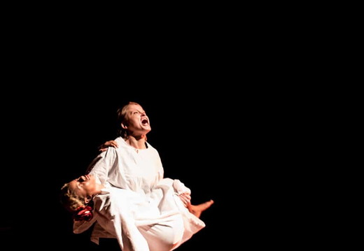 When Madmen Lead the Blind: A Tale of Lear